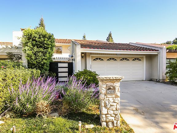 2nd image of 2608 Claray Dr