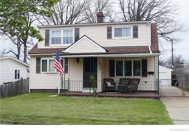 1st image of 226 Dupont Ave