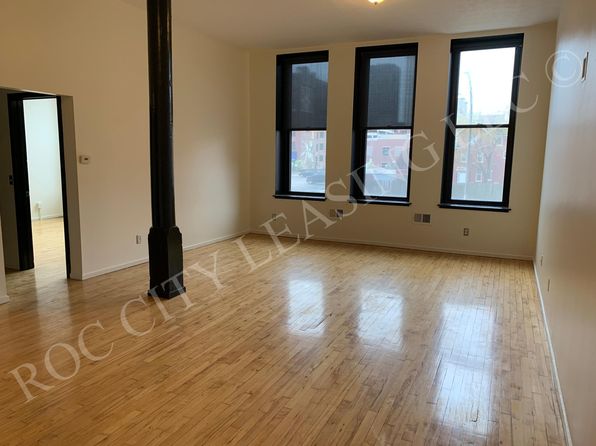 214 Andrews St APT 2A