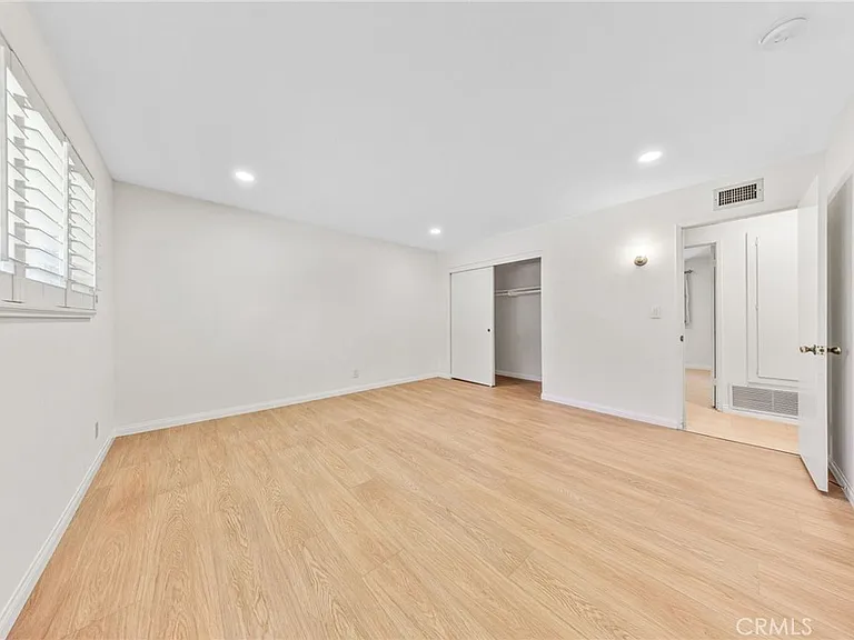 612 N Maryport Ave — Photo 29