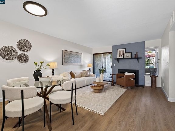 2nd image of 1391 Monument Blvd APT 1