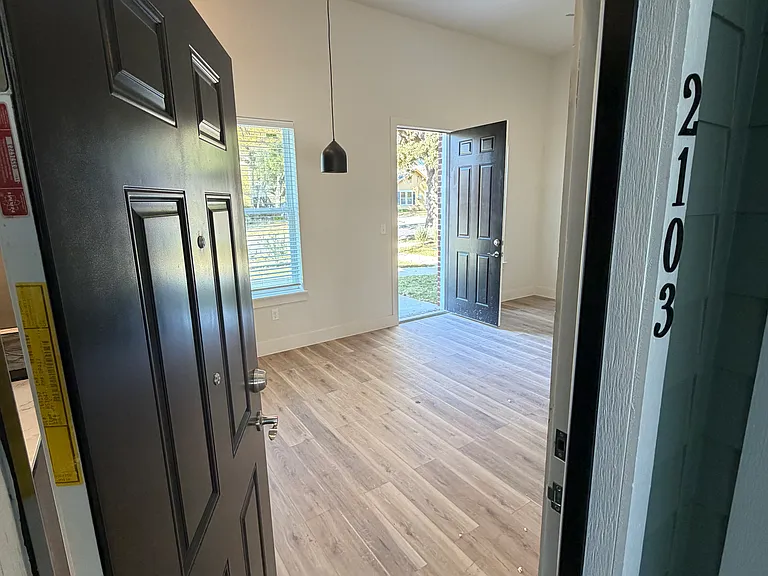 1414 N Locust St #1101 — Photo 11