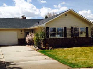 1302 Renshaw St, Laramie, WY 82072