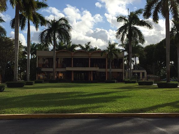 2nd image of 9310 Fontainebleau Blvd APT 605