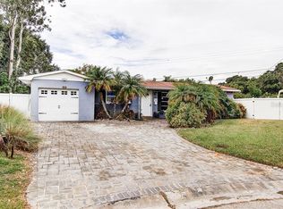 6910 17th Way N, Saint Petersburg, FL 33702
