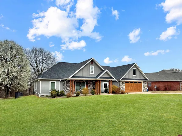 35 County Road 457, Mountain Home, AR 72653