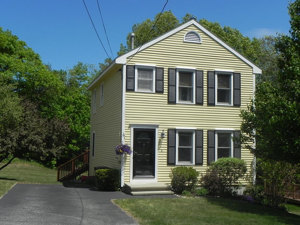 1st image of 23 Burgundy Dr