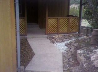 37 Criswell Rd, Tijeras, NM 87059