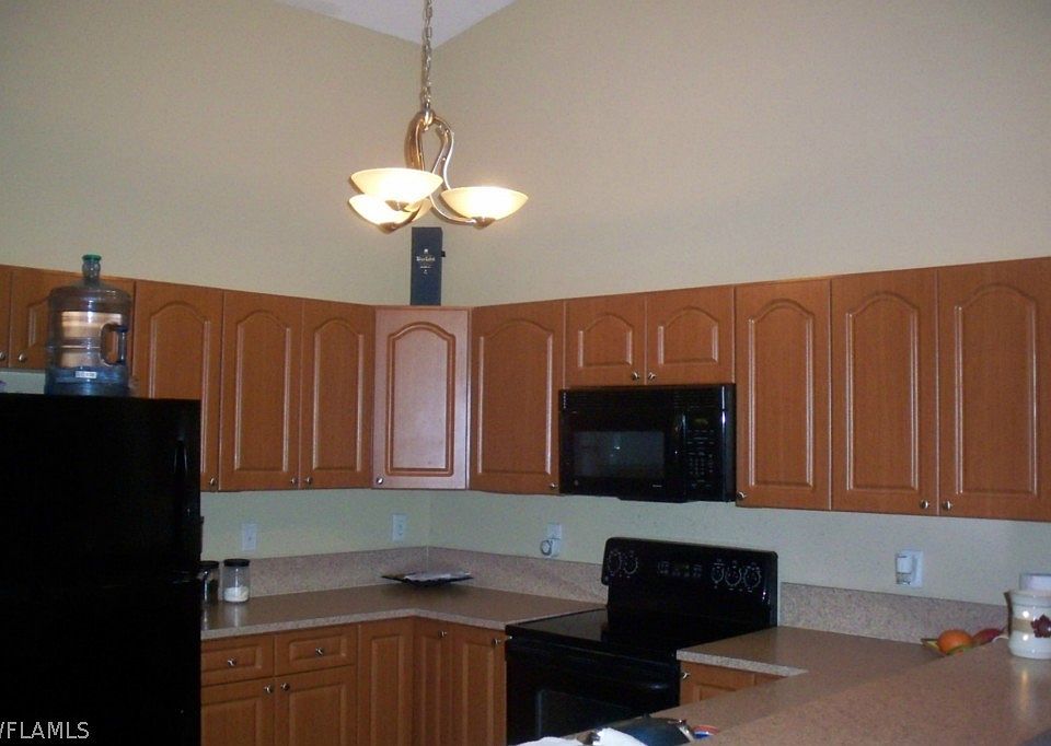 2nd image of 2206 Haviland Ave S