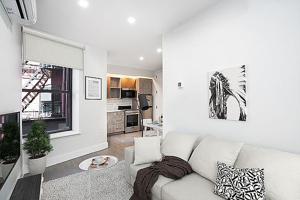 1st image of 346 E 105th St #5F