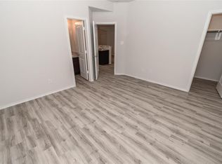 310 Pronghorn Dr, Huntsville, TX 77320