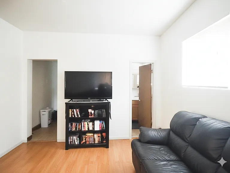 1619 11th Ave #A — Photo 4