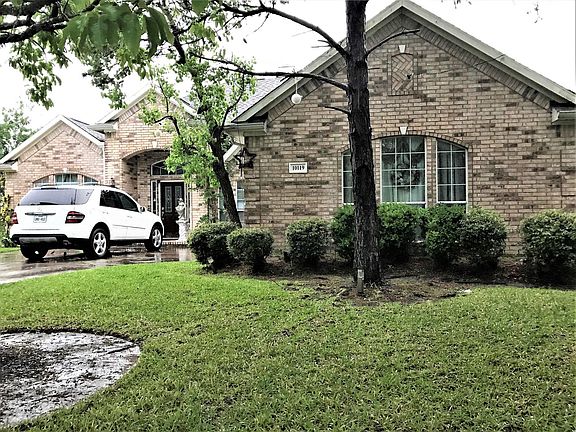 3rd image of 10119 W Temple Dr
