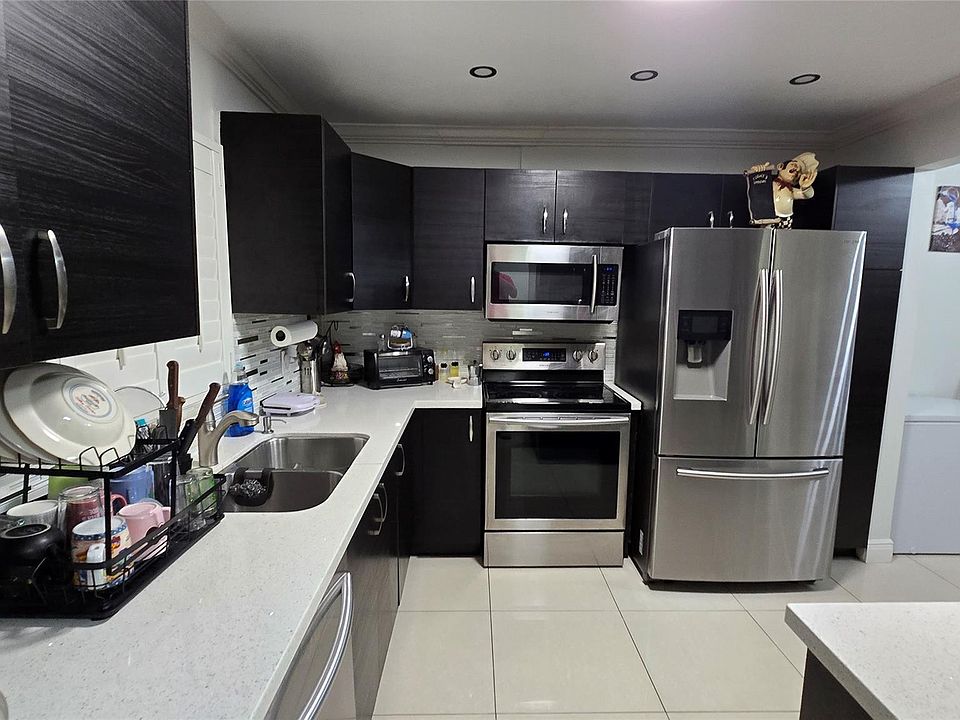 1st image of 5140 SW 40th Ave APT 26C