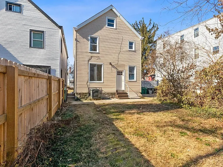 3518 Hudson Ave — Photo 20