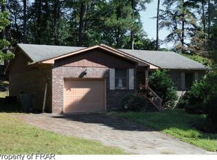 1126 Landau Rd, Fayetteville, NC 28311
