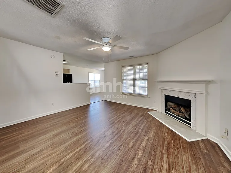 5464 Grand Traverse Dr — Photo 8