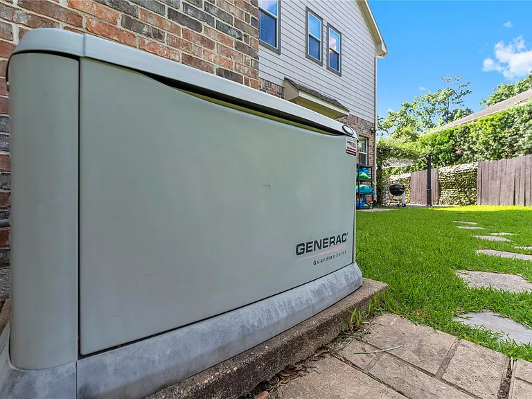 18 Degas Park Dr — Photo 40