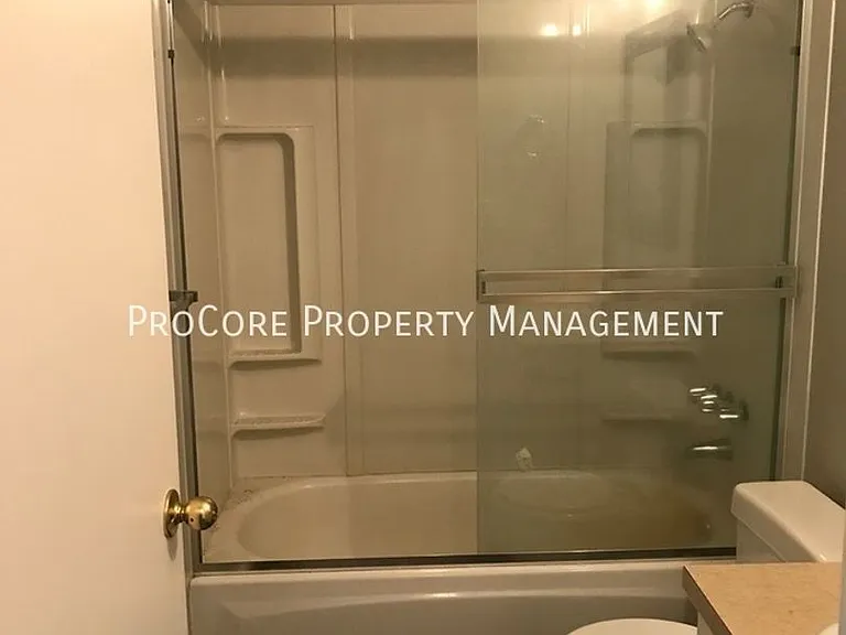 662 W Idaho Ave — Photo 12