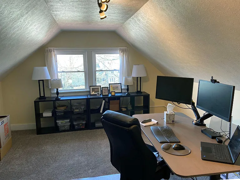 1265 W Clifton Blvd — Photo 13