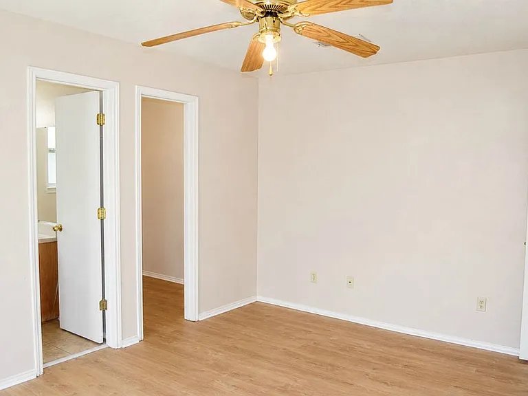 3006 Gus Dr — Photo 14