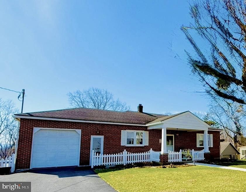 1st image of 3020 Tunnel Hill Rd