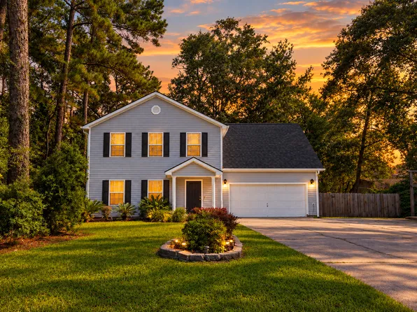 8960 Buck Run Ct, North Charleston, SC 29418