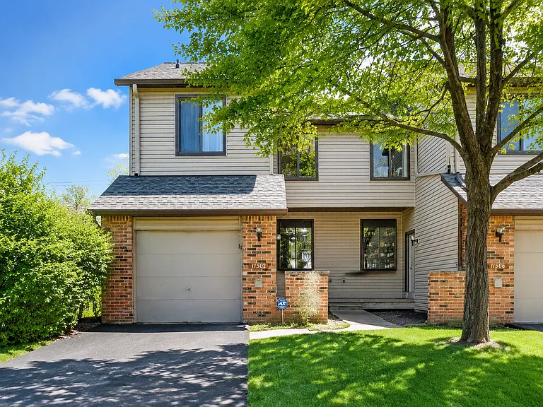 11502 Cedar Walk Dr — Photo 1