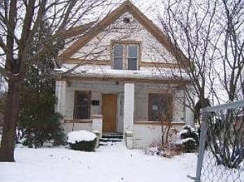 2nd image of 1220 Morgan St