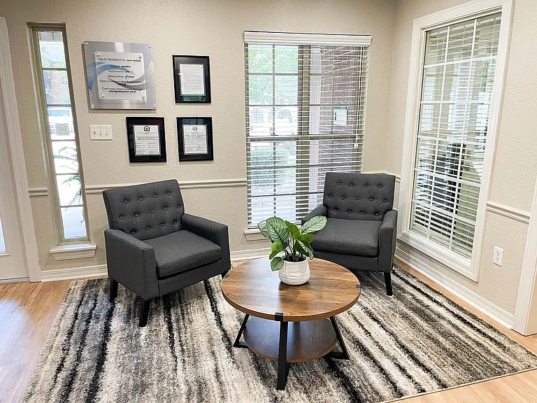Leasing Office