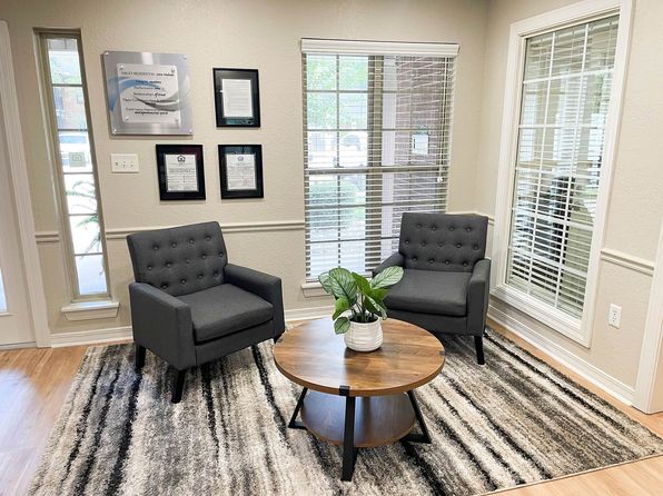 950 Military Rd #8-811