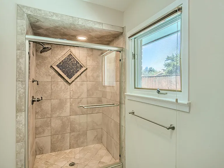 6905 Mill Falls Dr — Photo 14