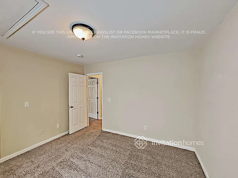 2453 Folsom St — Photo 11