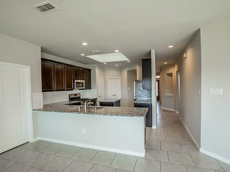 1407 Wheatland Terrance Ln — Photo 17