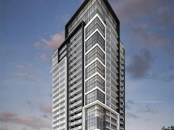 15 Queen St S, Hamilton, ON