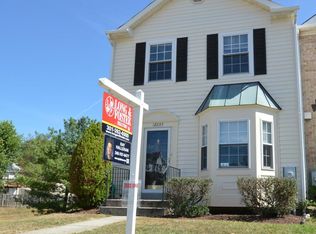 12333 Sandy Point Ct, Silver Spring, MD 20904