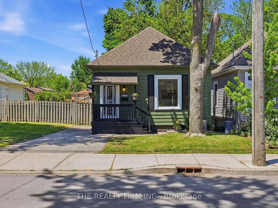 1068 Margaret St