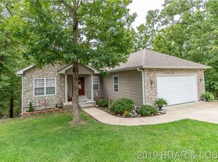 200 Clover Point, Four Seasons, MO 65049