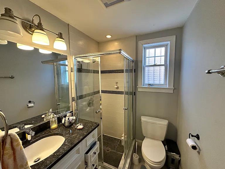 148 Hillside St #3 — Photo 12