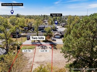 802 N 13th St #18, Bentonville, AR 72712