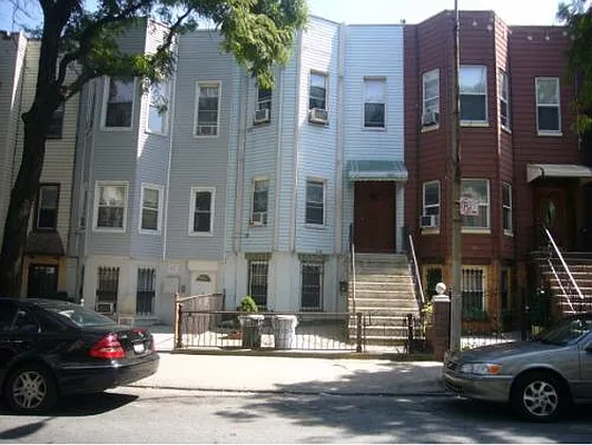 Sold by Fillmore | media 1