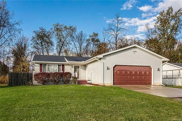 1st image of 4680 Cloverdale Ln