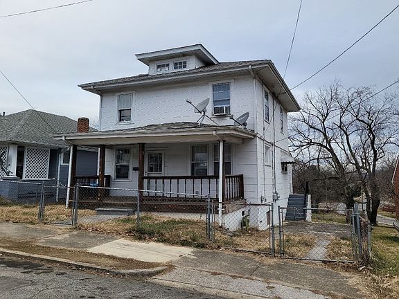 2nd image of 1462 Greenbrier Ave SE