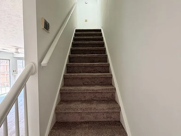 5556 Clover Rise Ln — Photo 7