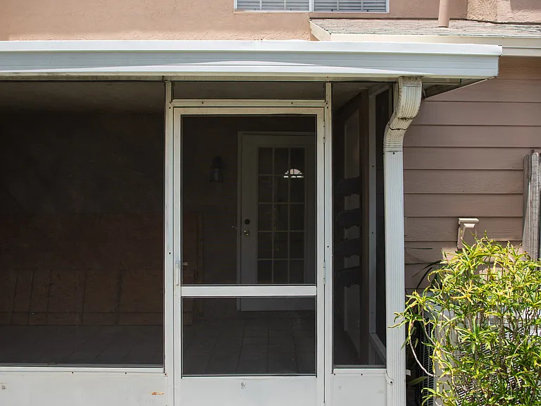 1594 Chateaux De Ville Ct — Photo 31