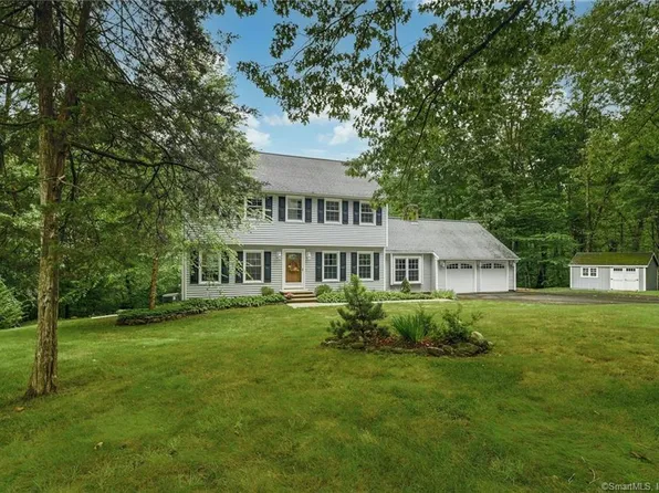 40 Reality Road, Oxford, CT 06478