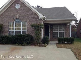 3073 Summit Ln, Fultondale, AL 35068