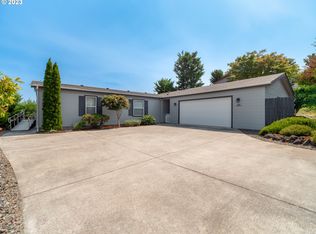 110 Cloudcrest Ct, Roseburg, OR 97471