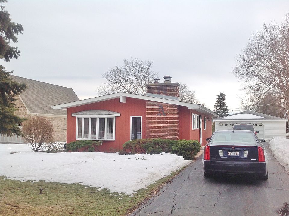 1st image of 23W613 Woodworth Pl