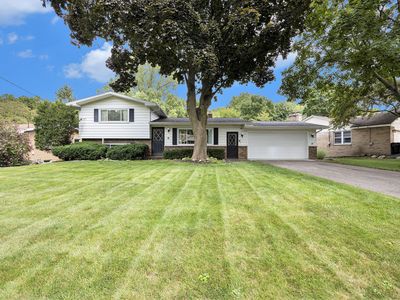 1865 Gentian Dr SE, Kentwood, MI, 49508